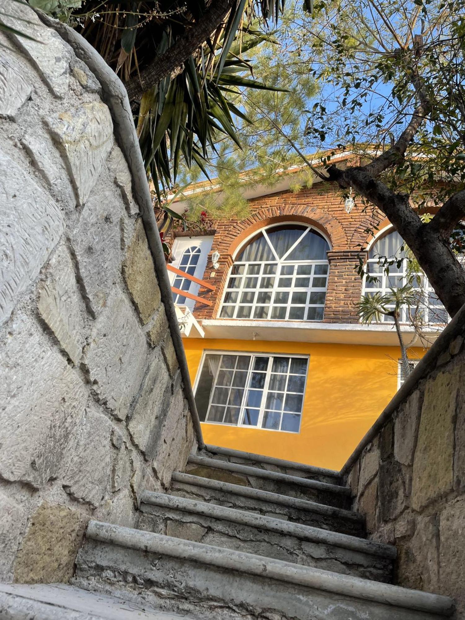 Hotel Quinta Las Bugambilias Tecozautla Exterior foto